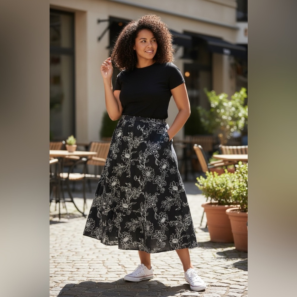 VTG Sag Harbor 100% Cotton Floral Midi Skirt Black White Size 16 EUC